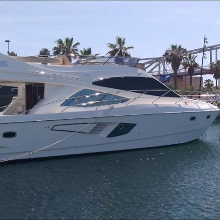 Yacht Pegasus II Hotel Barcelona Exterior foto